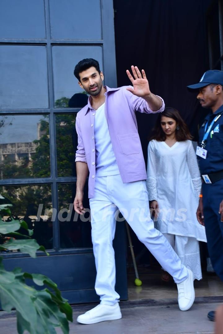 Aditya Roy Kapur snapped in the city