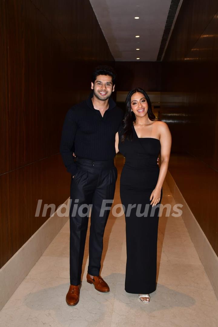 Abhimanyu Dassani and Akansha Ranjan grace the Bollywood Film Journalist Awards 2024