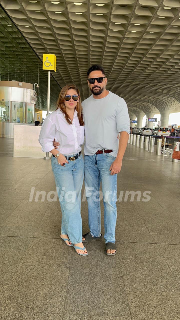 Shefali Jariwala snapped at the airport