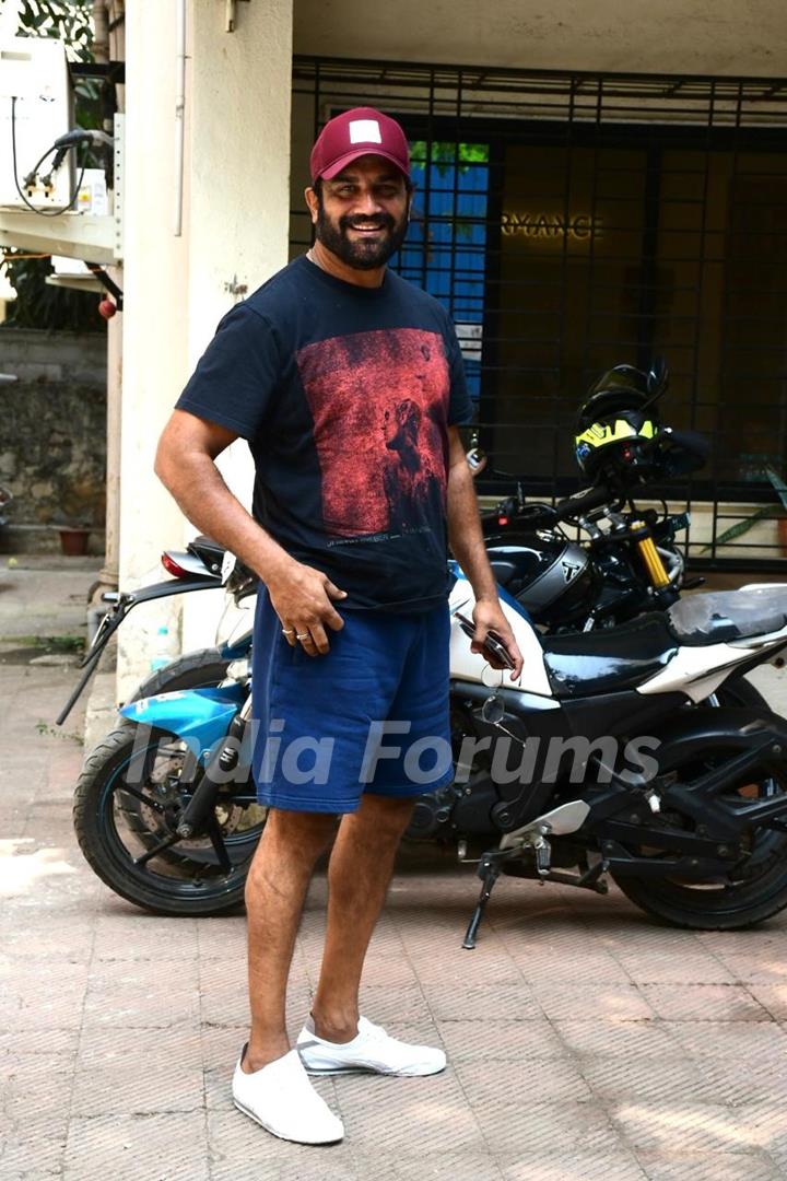 Sharad Kelkar spotted in the city