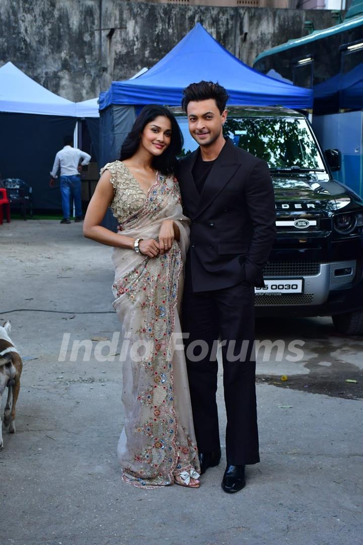 Aayush Sharma and Sushrii Shreya Mishraa snapped on the set of Dance Deewane 4 for Ruslaan promotion