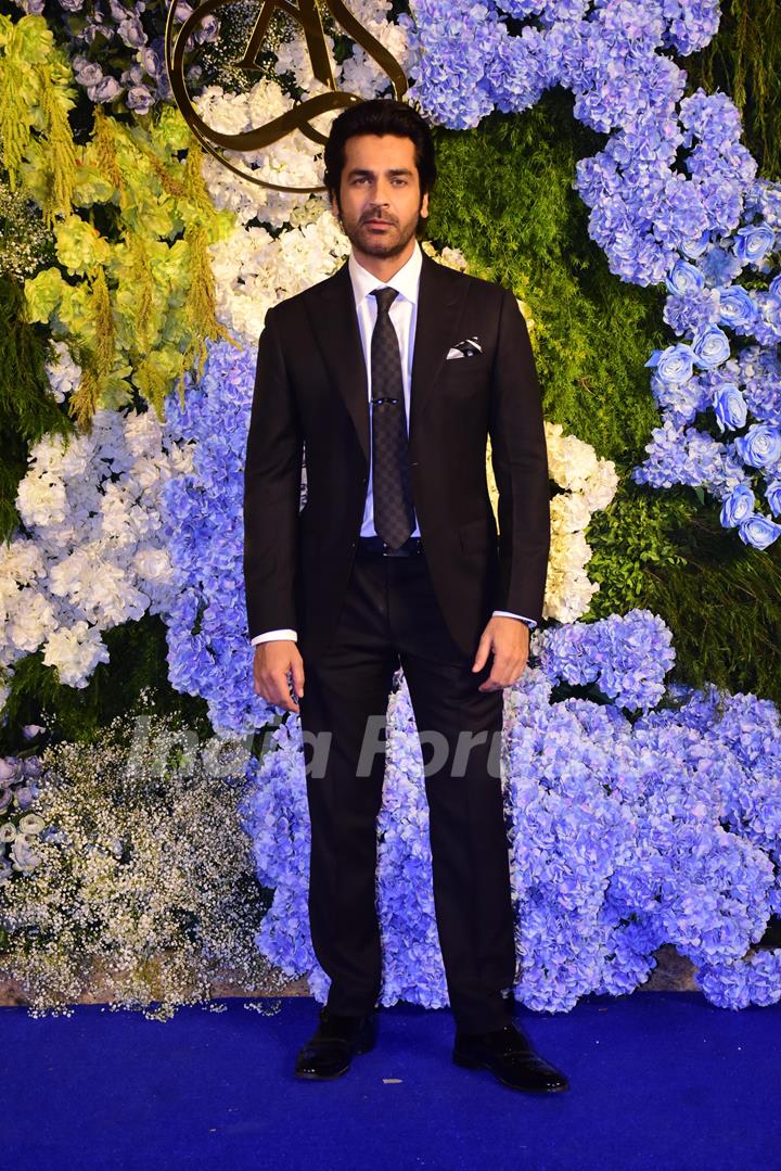 Arjan Bajwa attend Anand Pandit’s daughter Aishwarya's wedding reception