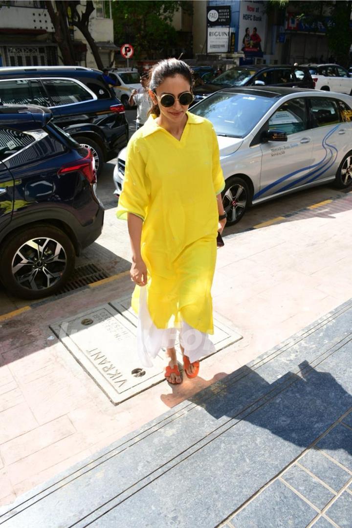 Rakul Preet Singh snapped in Bandra 