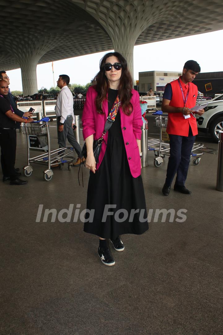 Karisma Kapoor snapped at the airport