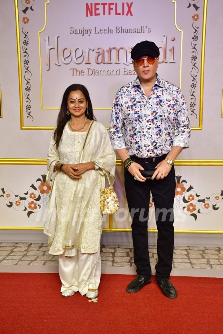 Aditya Pancholi and Zarina Wahab grace the premiere of Heeramandi