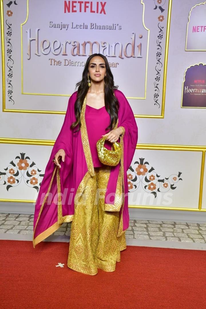 Esha Deol grace the premiere of Heeramandi