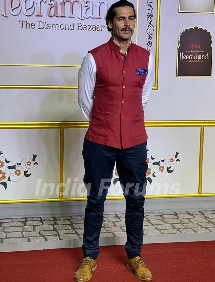 Dino Morea grace the premiere of Heeramandi