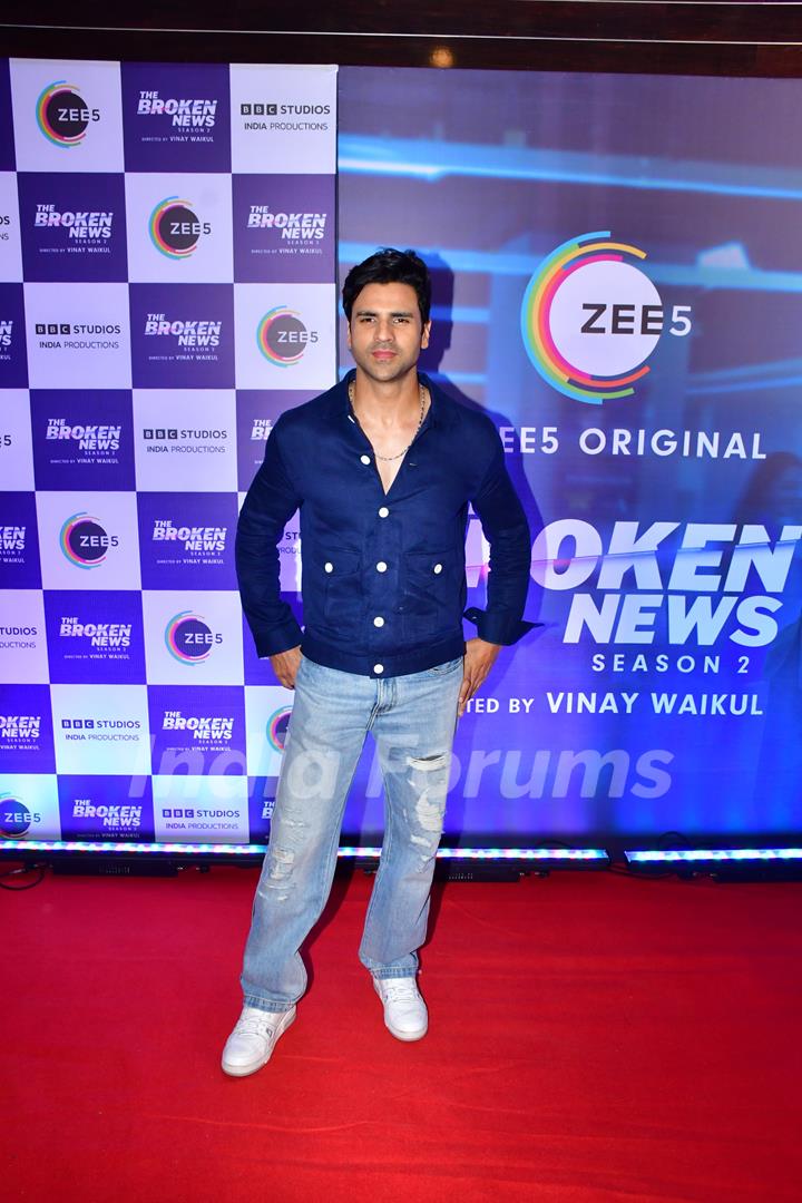 Vivek Dahiya attend the screening of Broken News 2