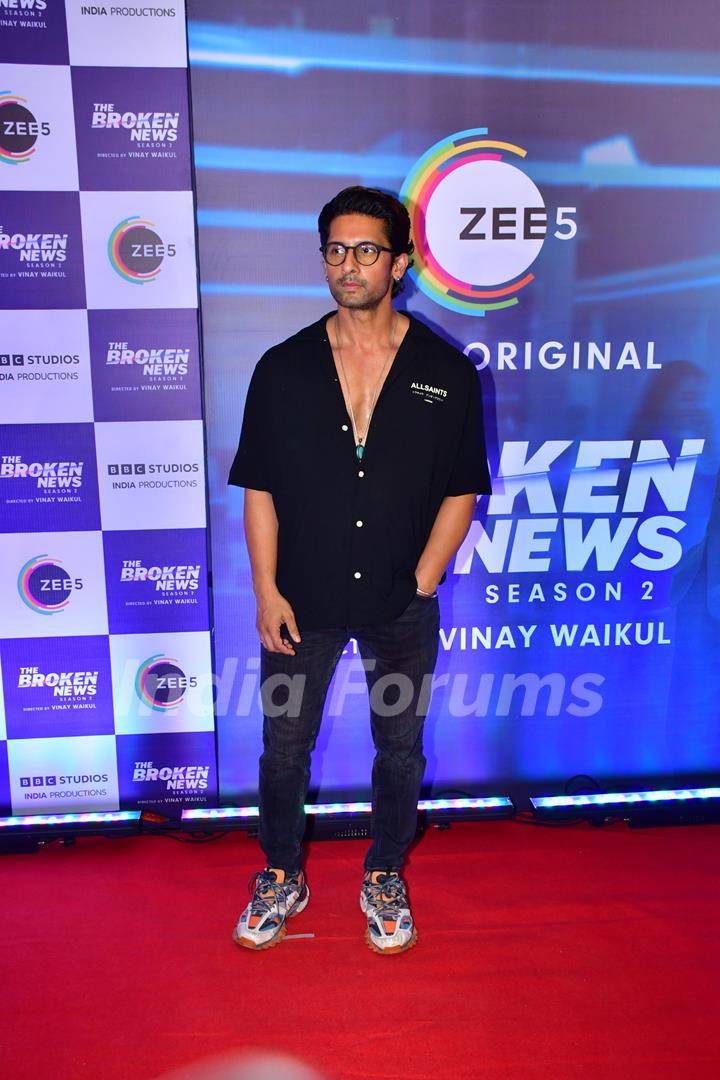 Ravi Dubey  attend the screening of Broken News 2