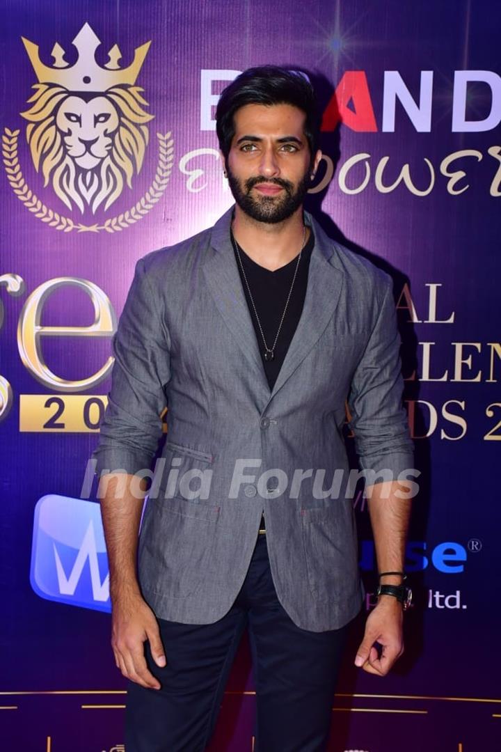Akshay Oberoi grace the Global Excellence Awards 2024