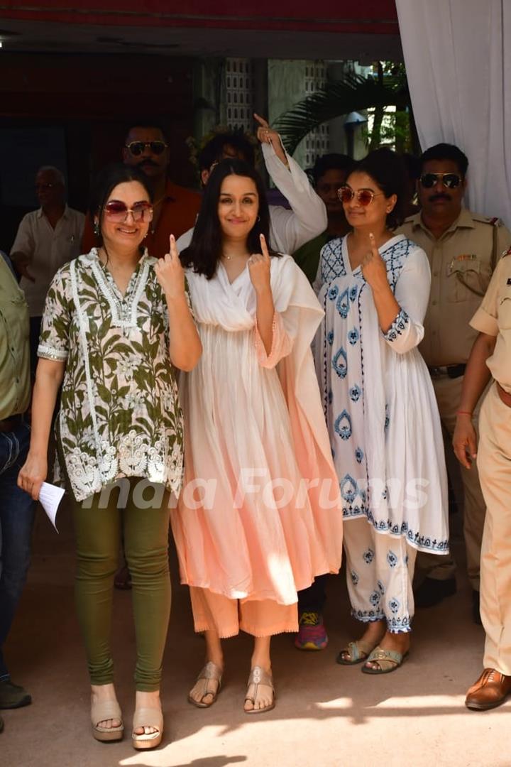 Shraddha Kapoor snapped after their Lok Sabha Election voting