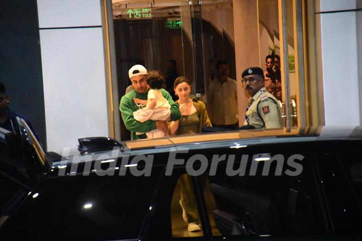 Ranbir Kapoor, Alia Bhatt and Raha Kapoor  spotted at the Kalina airport