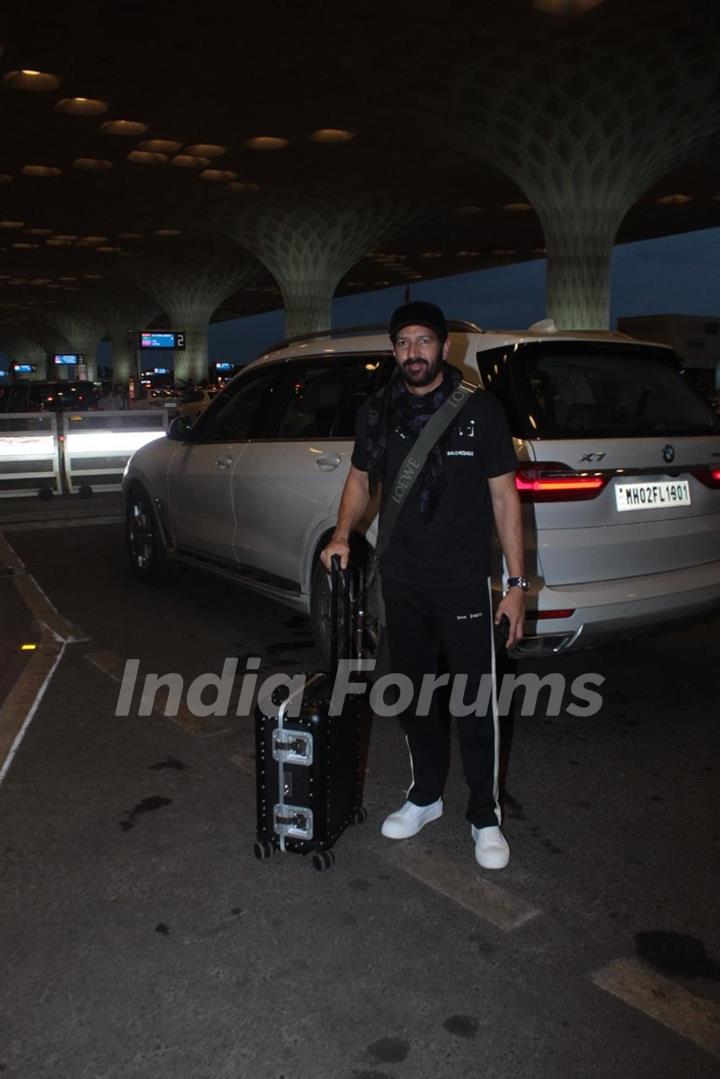 Kabir Khan snapped on the airport