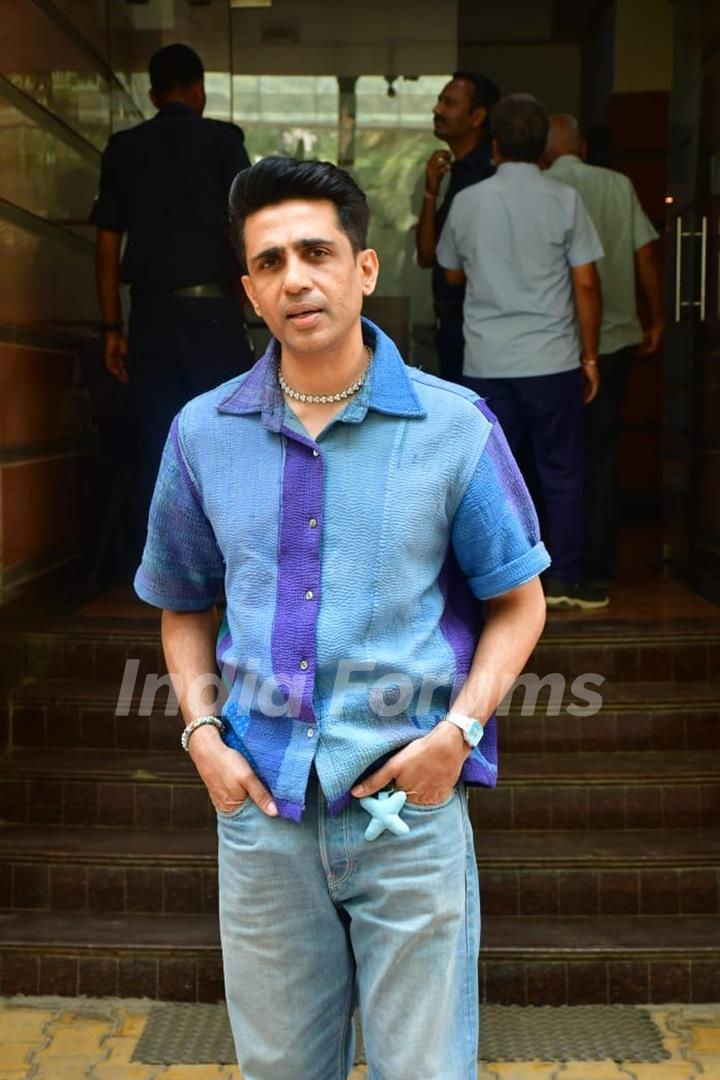 Gulshan Devaiah snapped at Oberoi Chambers for the promotion of Bad Cop