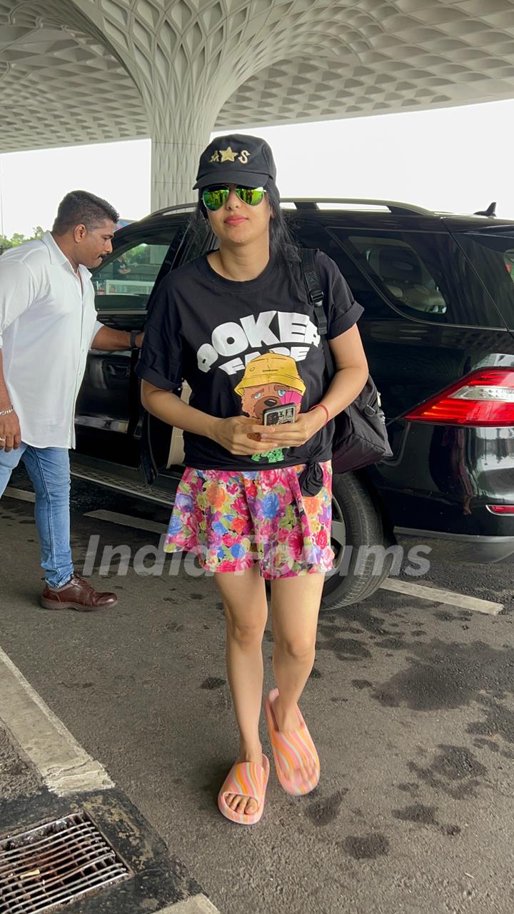 Adah Sharma snapped at the airport