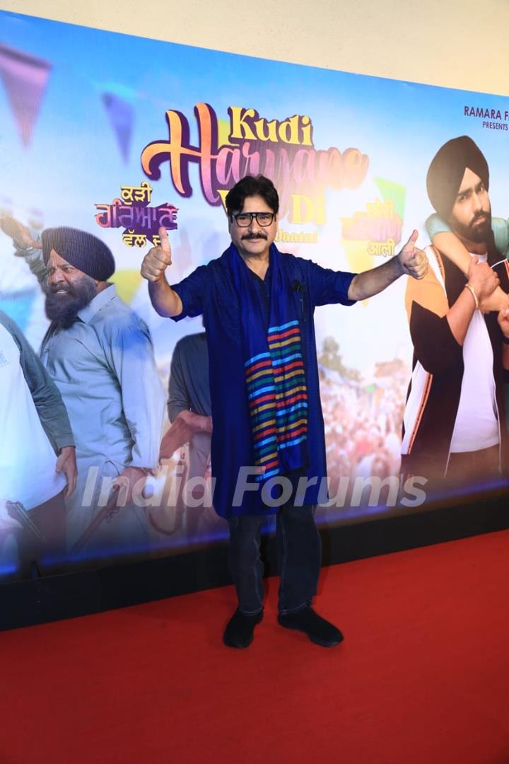 Yashpal Sharma snapped at the premiere of Kudi Haryane Val Di