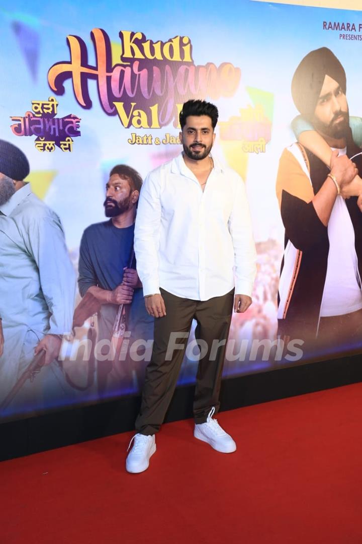 Sunny Singh snapped at the premiere of Kudi Haryane Val Di