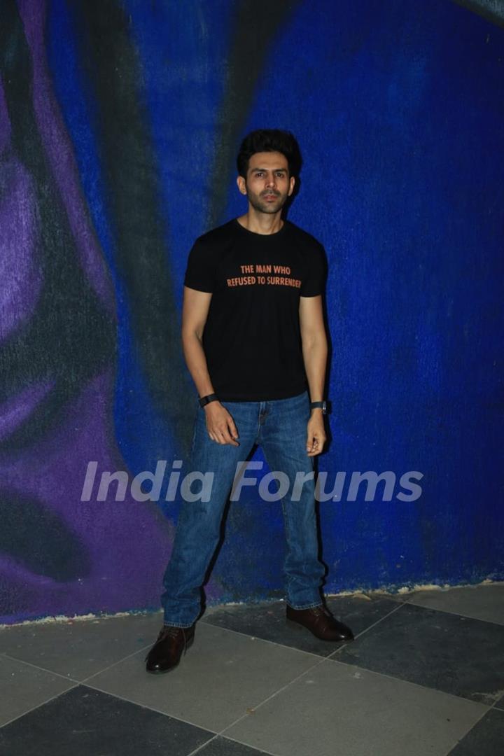 Kartik Aaryan snapped at PVR Santacruz