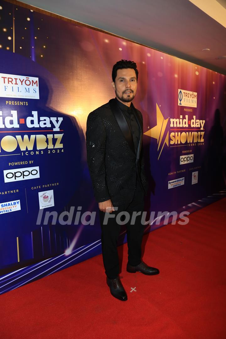 Randeep Hoodagrace the Mid Day Showbiz Awards 2024