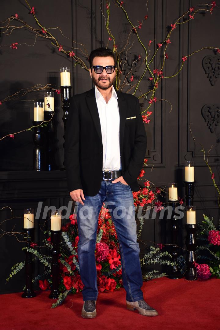 Celebrities attend the Sonakshi Sinha and Zaheer Iqbal's wedding reception