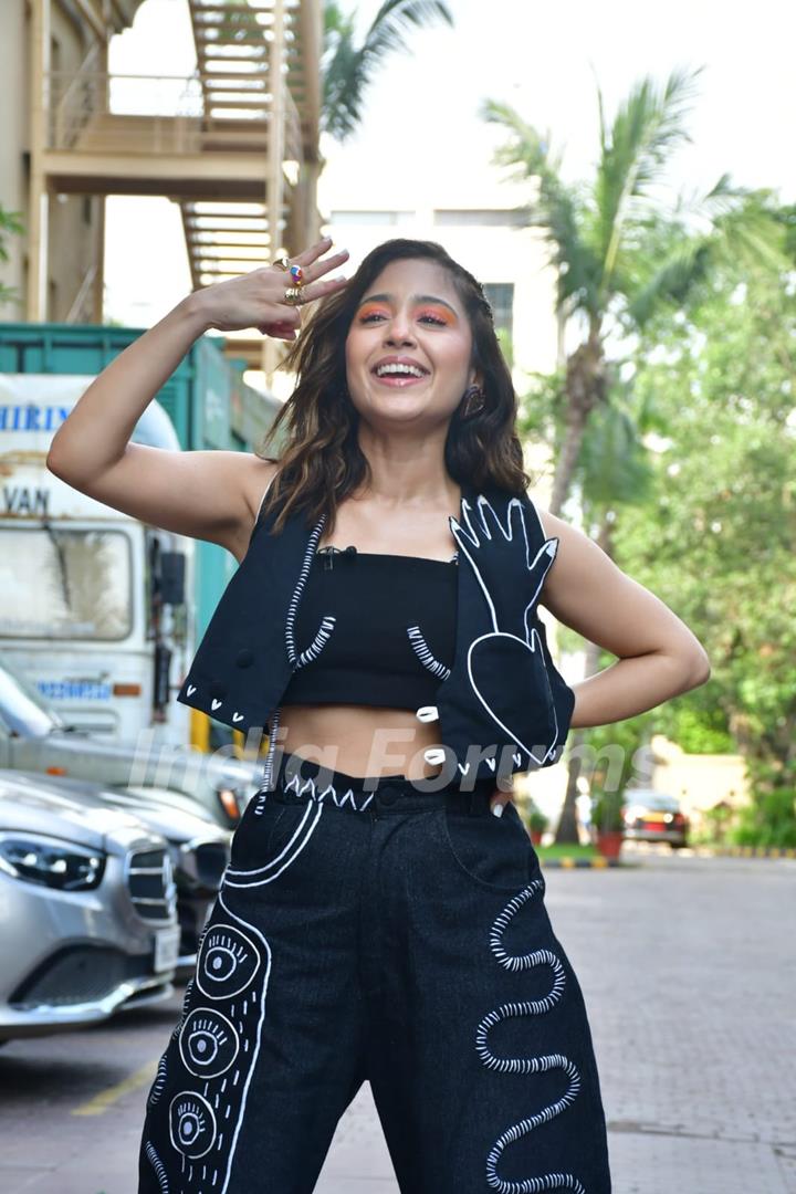 Shweta Tripathi snapped promoting upcoming series Mirzapur 3