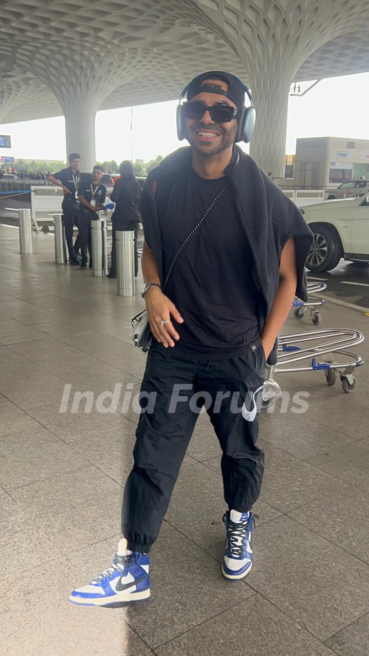 Aparshakti Khurana snapped at the airport