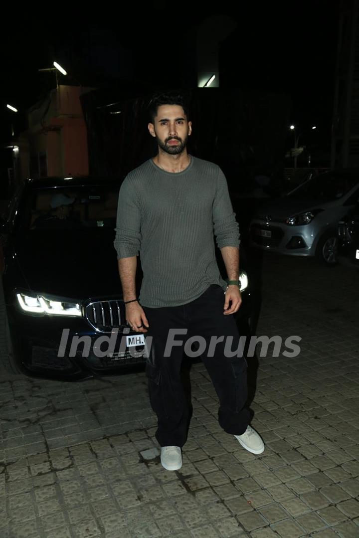 Lakshya Lalwani snapped at Juhu PVR