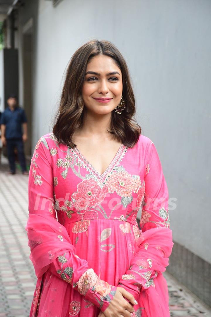 Mrunal Thakur snapped in the city