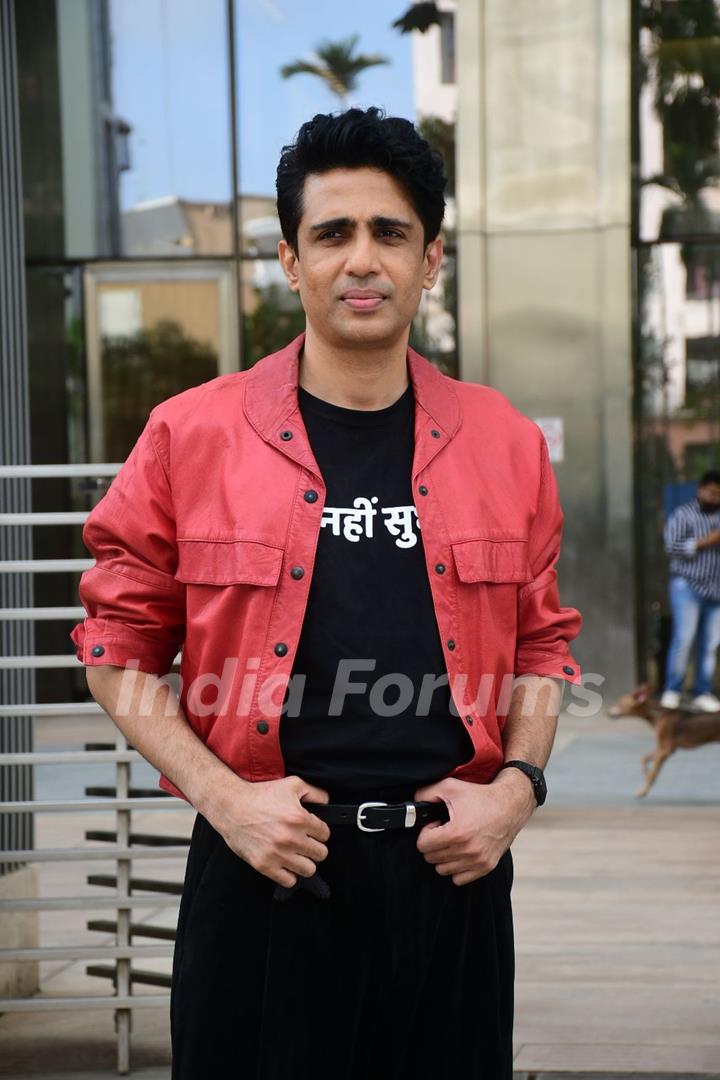 Gulshan Devaiah Gulshan Devaiah snapped promoting their upcoming film Ulajh