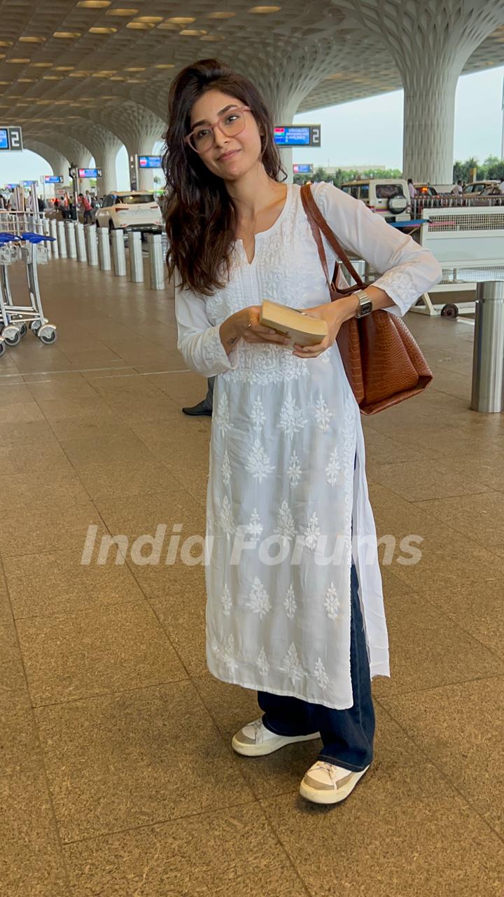 Harshita Gaur snapped at the airport