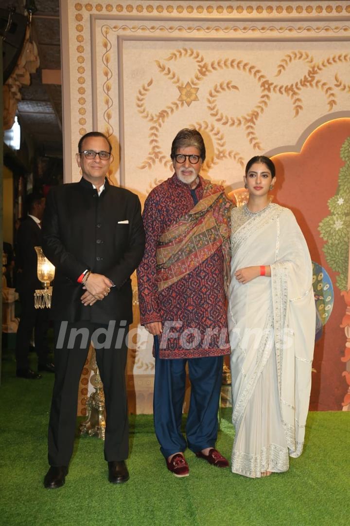 Amitabh Bachchan and Navya Naveli Nanda attend Anant Ambani and Radhika Merchant's Ashirwad Ceremony