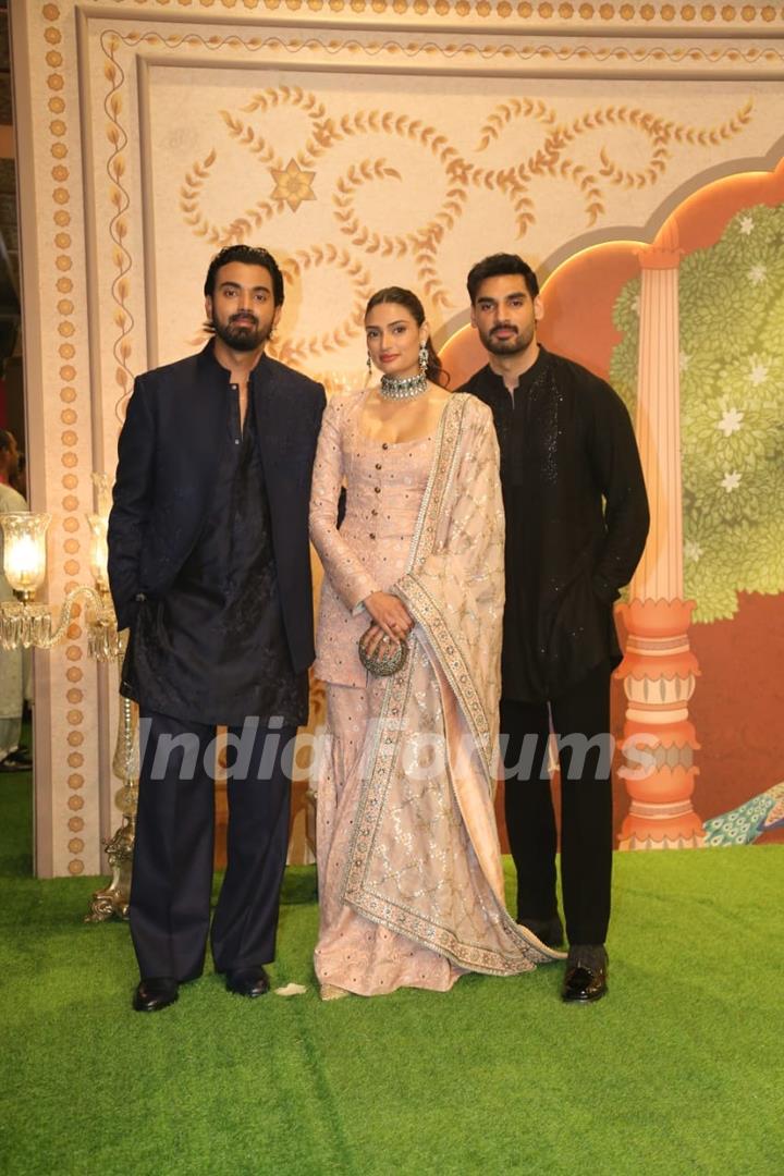 Athiya Shetty, Ahan Shetty and KL Rahul attend Anant Ambani and Radhika Merchant's Ashirwad Ceremony