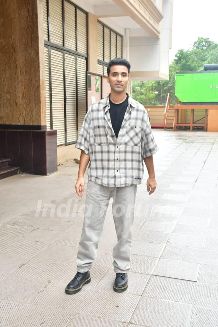 Raghav Juyal snapped while promoting their upcoming series Gyaarah Gyaarah