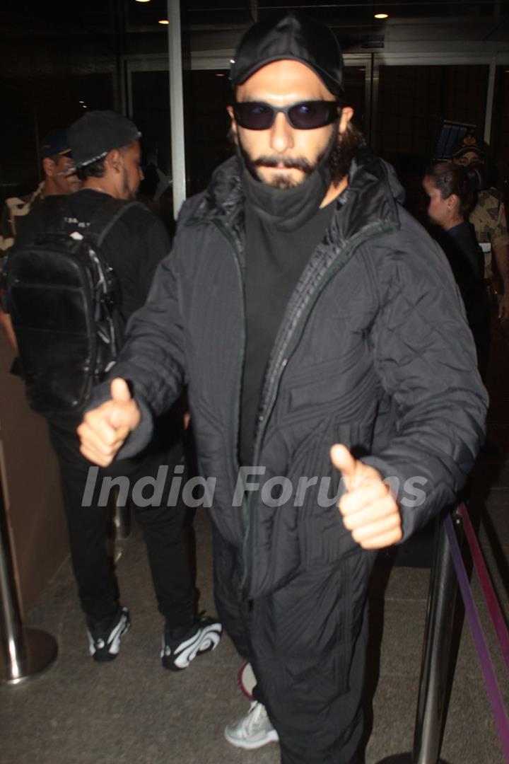 Ranveer Singh spotted at the airport