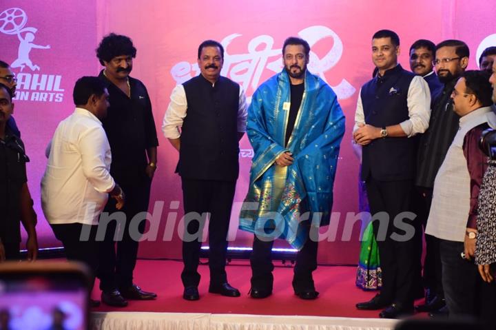 Salman Khan grace the trailer launch of Dharmaveer 2