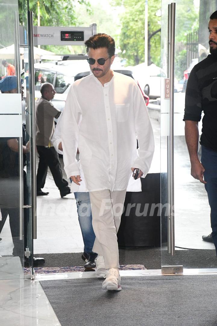 Anil Kapoor attend Krishan Kumar’s daughter Tishaa Kumar’s funeral in Mumbai