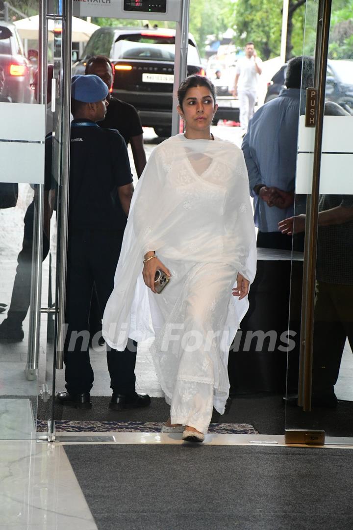 Nimrat Kaur attend the prayer meet of Krishan Kumar’s daughter Tishaa Kumar