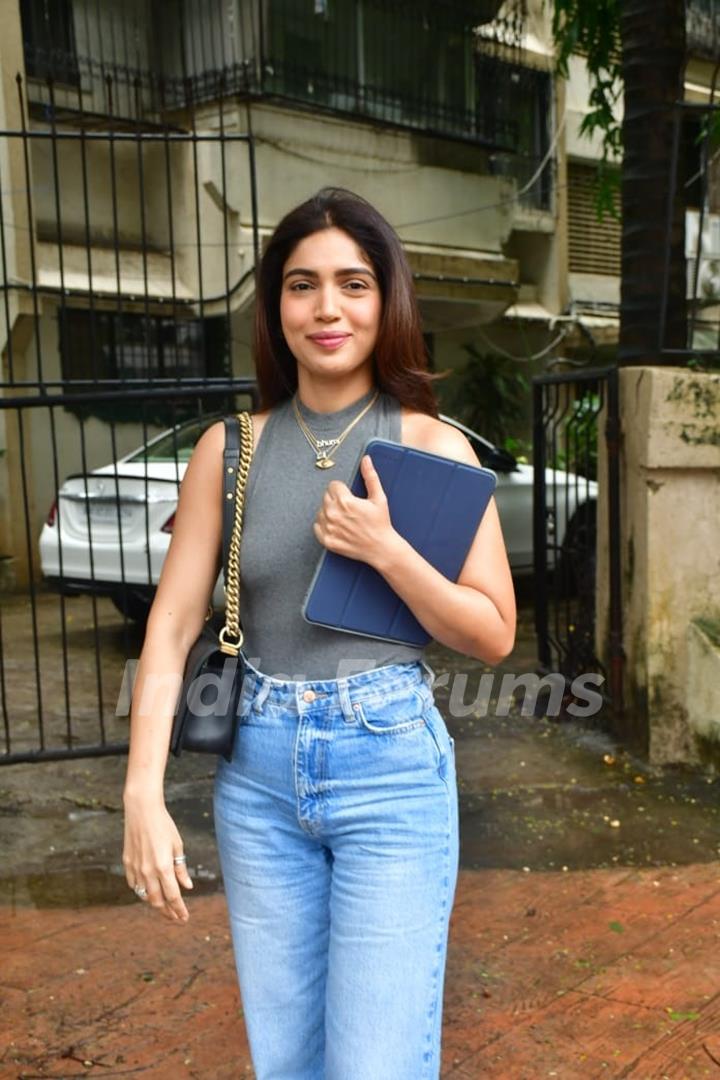 Bhumi Pednekar snapped in Juhu