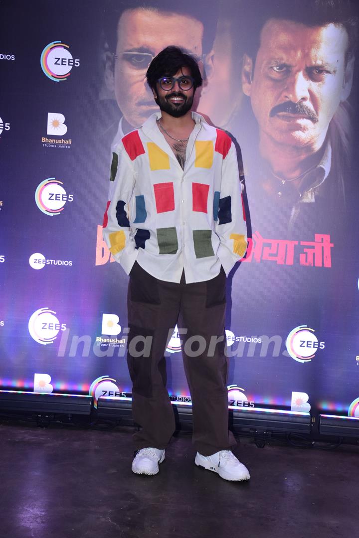 Jitendra Kumar grace the success party of Sirf Ek Bandaa Kaafi Hai