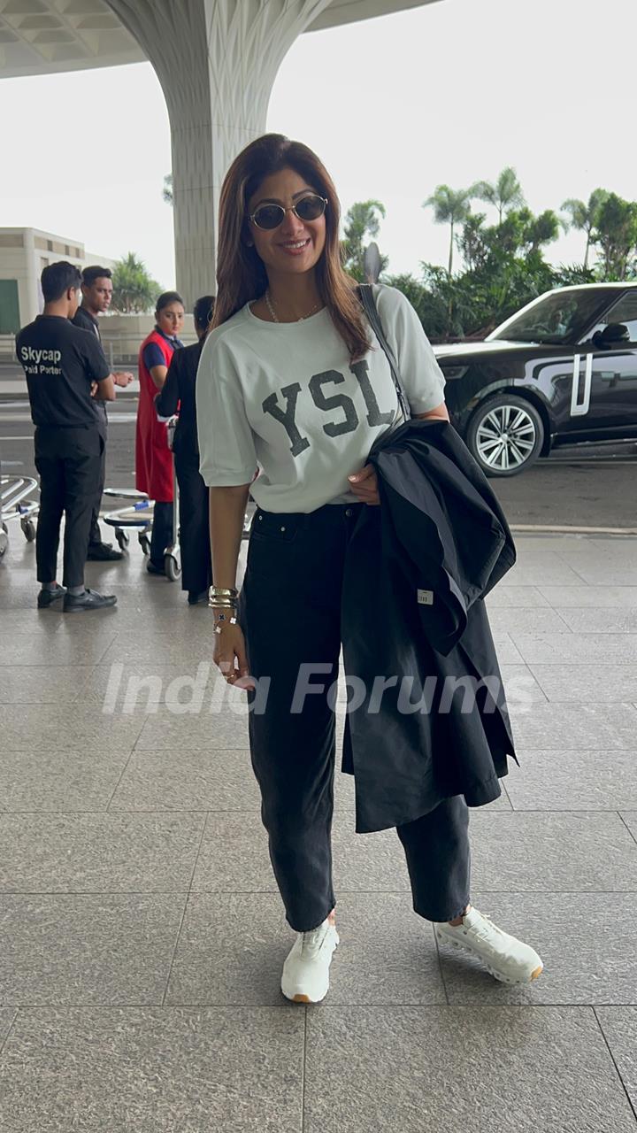 Shilpa Shetty snapped at the airport