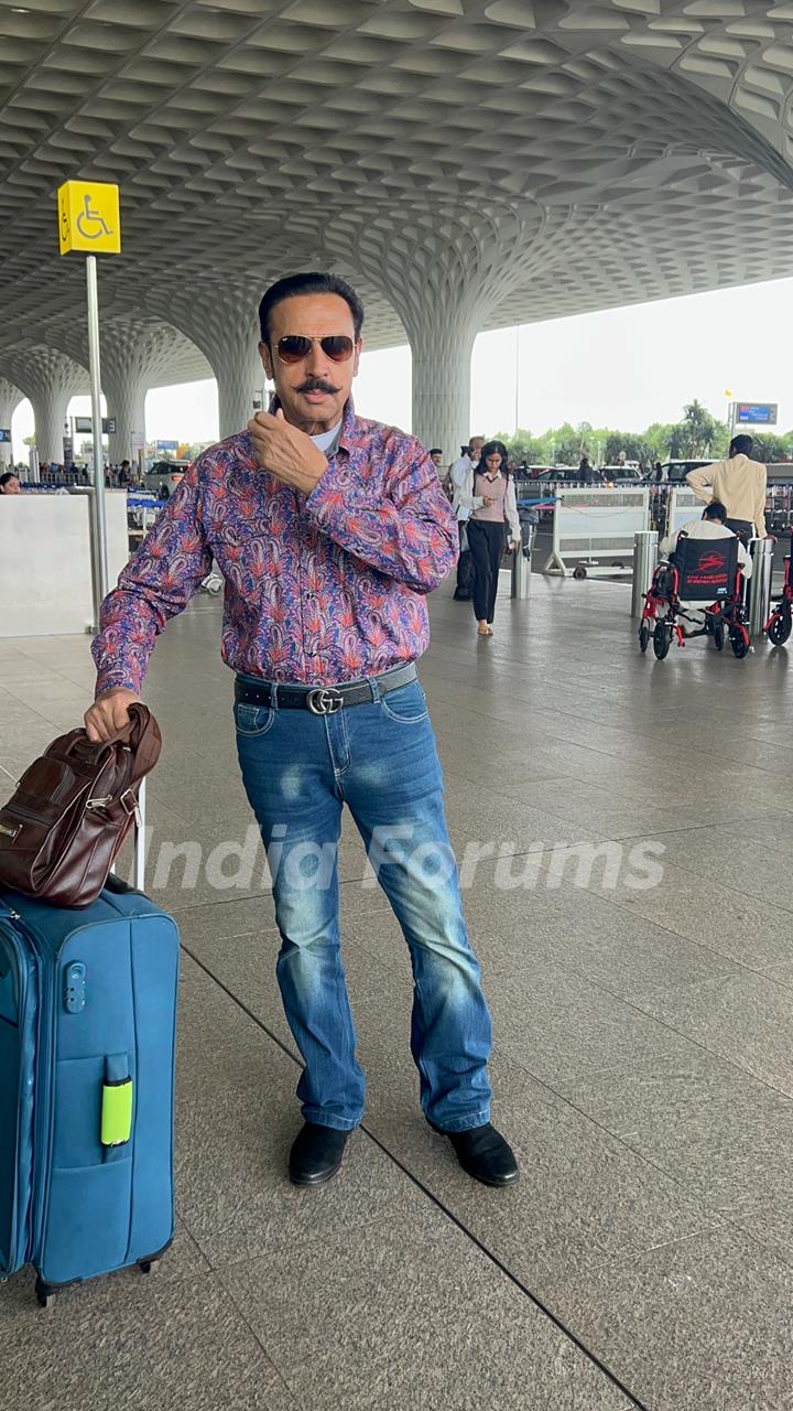 Gulshan Grover snapped at the airport