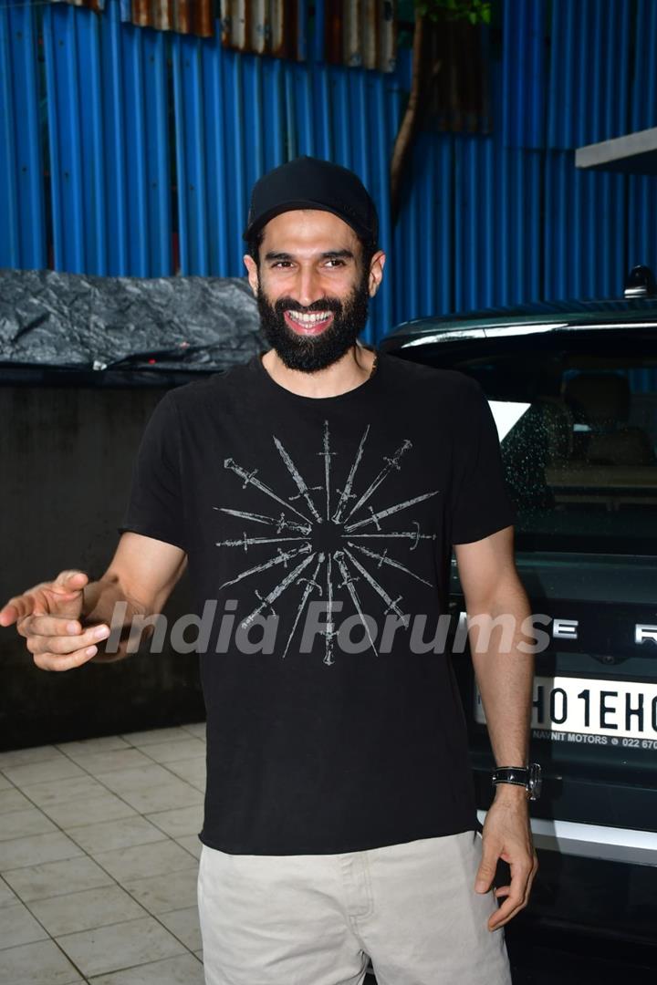 Aditya Roy Kapur snapped in andheri