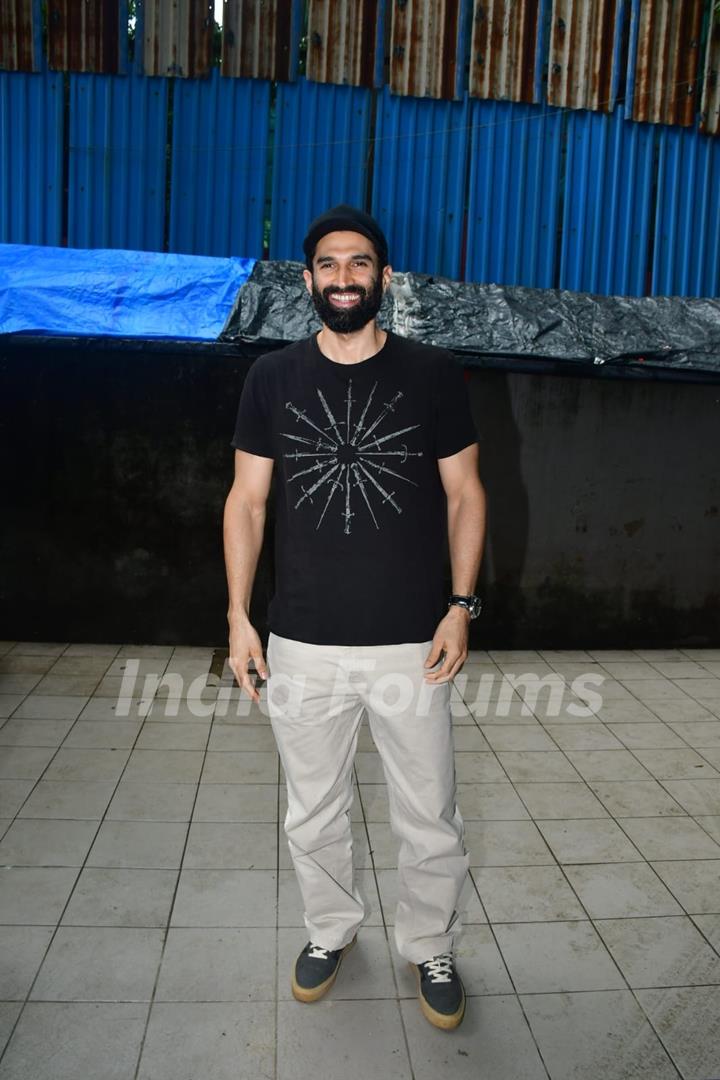 Aditya Roy Kapur snapped in andheri