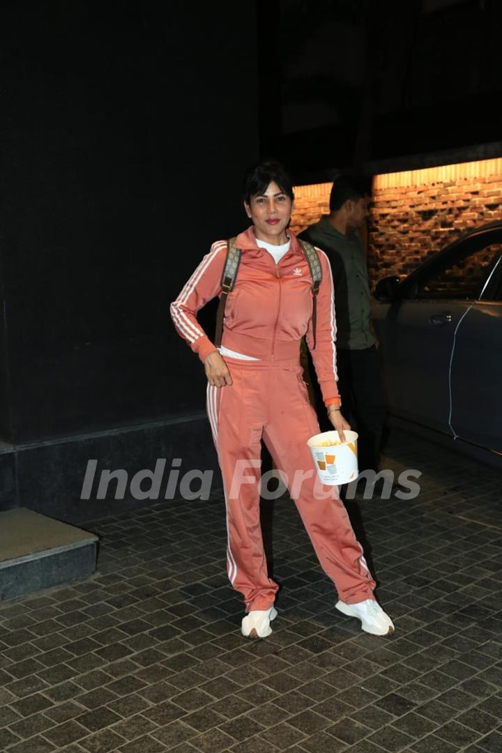 Wardha Khan Nadiadwala snapped at the special screening of ‘Auron Mein Kahan Dum Tha’