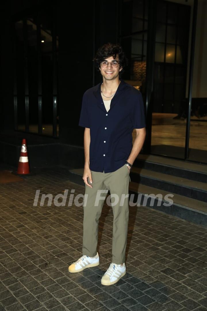 Abhay Verma snapped at the special screening of ‘Auron Mein Kahan Dum Tha’