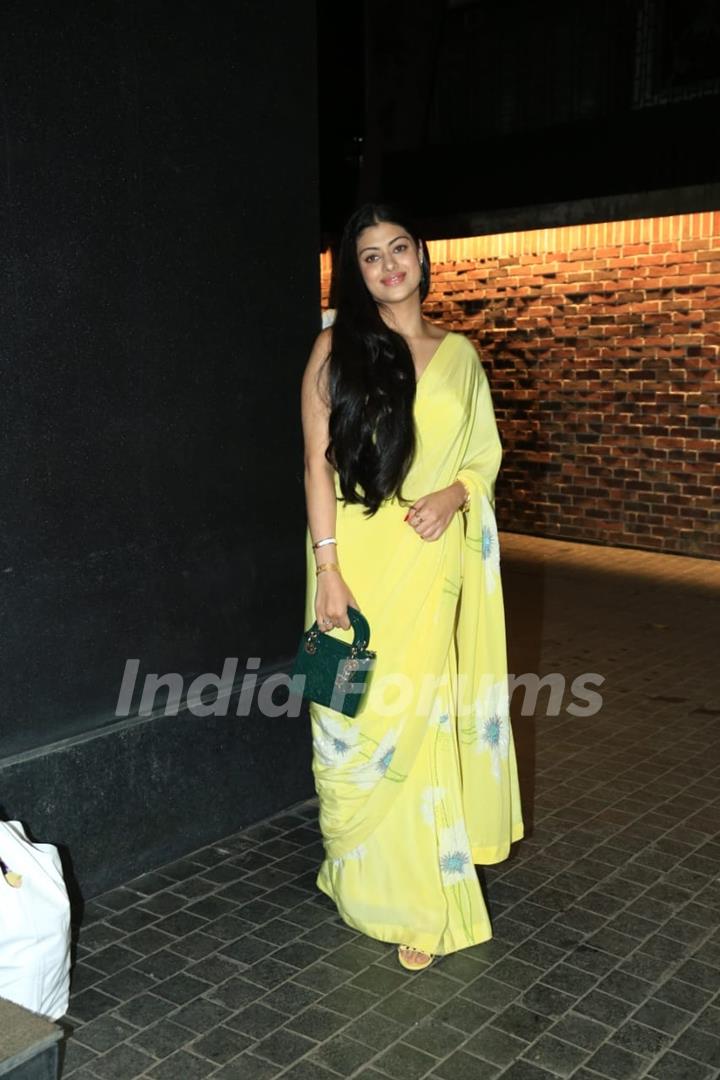 Celebrities snapped at the special screening of ‘Auron Mein Kahan Dum Tha’