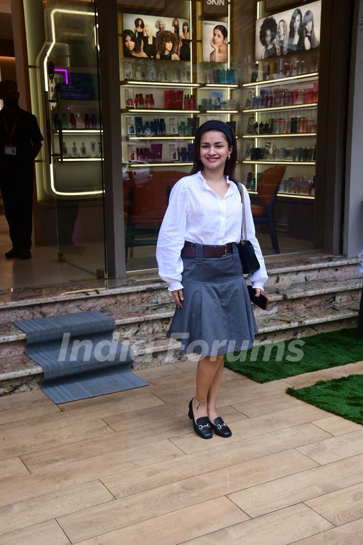 Avneet Kaur snapped in the city