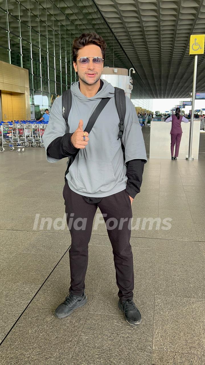 Shalin Bhanot gets clicked at the Mumbai airport 