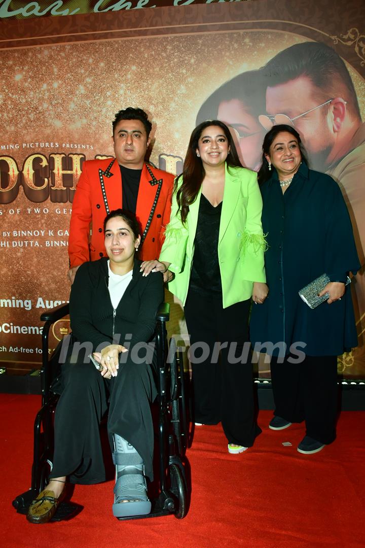 Celebrities grace the premiere of Ghudchadi