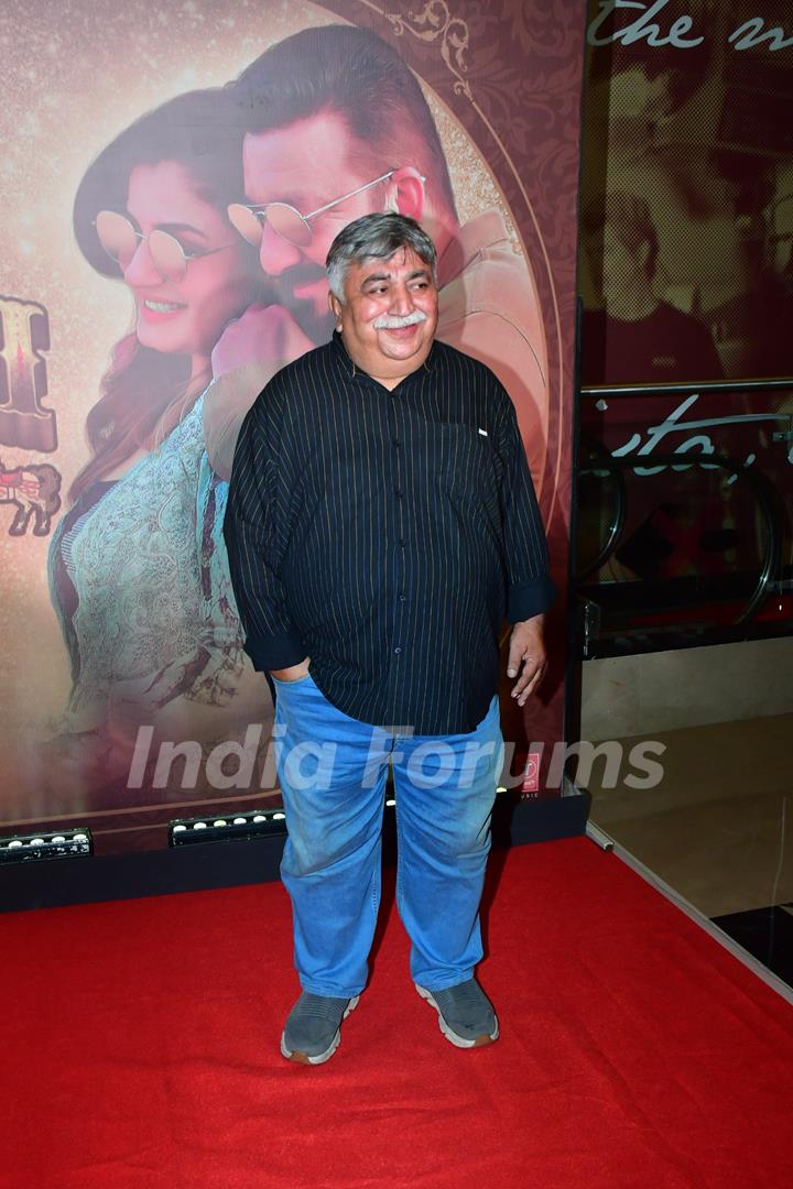 Naresh Gosain grace the premiere of Ghudchadi